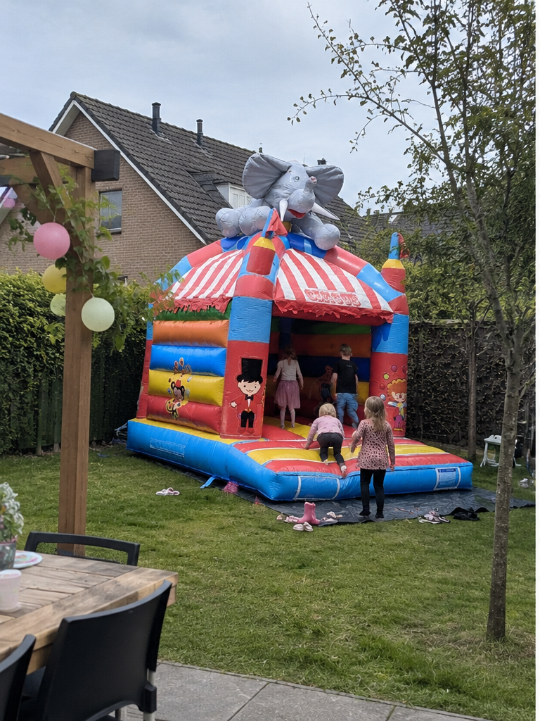 Springkussen huren voor een verjaardagsfeestje in Venlo
